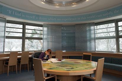 Girl studying in CS Lewis Room, McClay Library