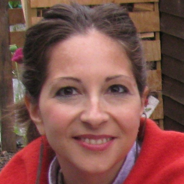 Dr Emma Reisz