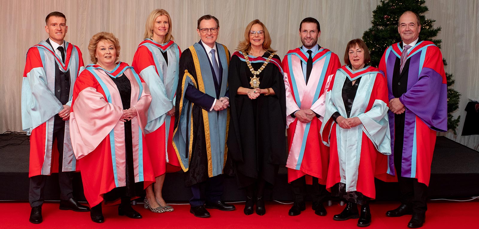 Group shot with the VC and Lord Mayor