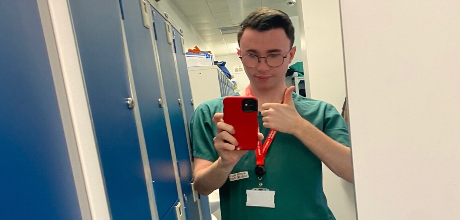 Medicine student on surgery placement