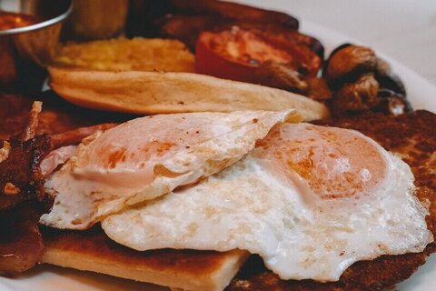 Ulster fry in Maggie Mays