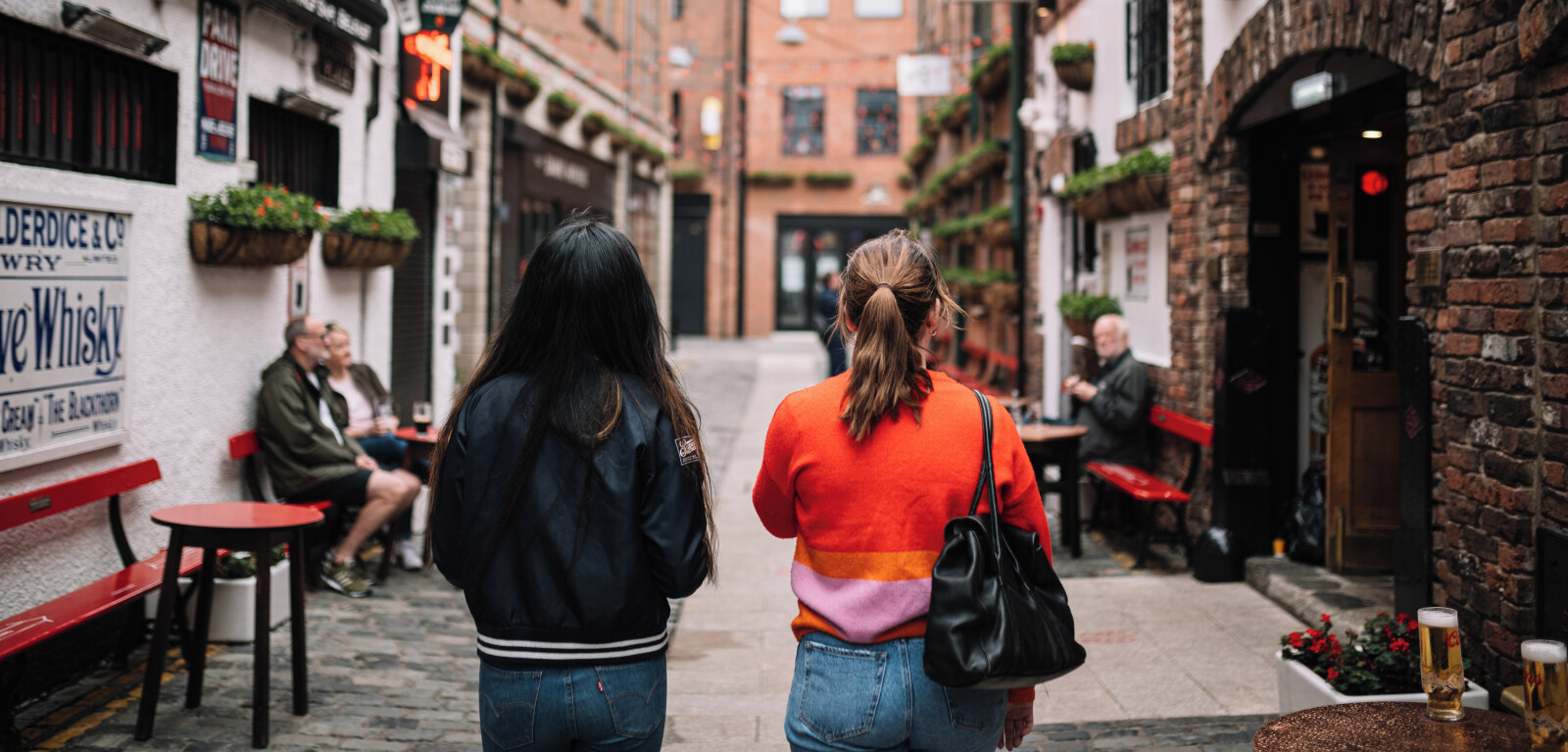 Students walking down Commercial Court