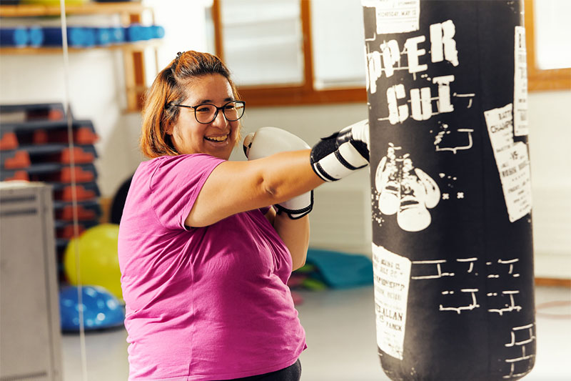 Woman boxing