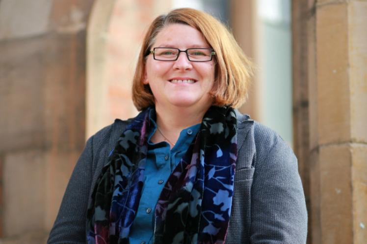 Dr Ulrike M Vieten