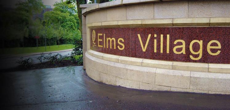 accommodation_elms village sign