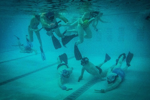 Underwater hockey 2