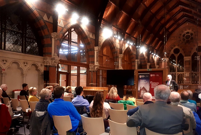 Mark Lawler addressing audience at Ni Science Festival