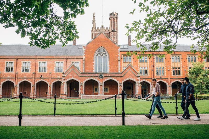 Students walking through the quad