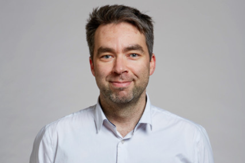 Headshot of Dr. Matthew Streeter