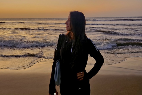 Student on beach in Barranquilla