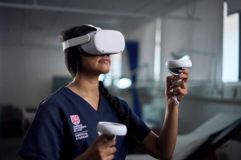 Medicine student using VR headset