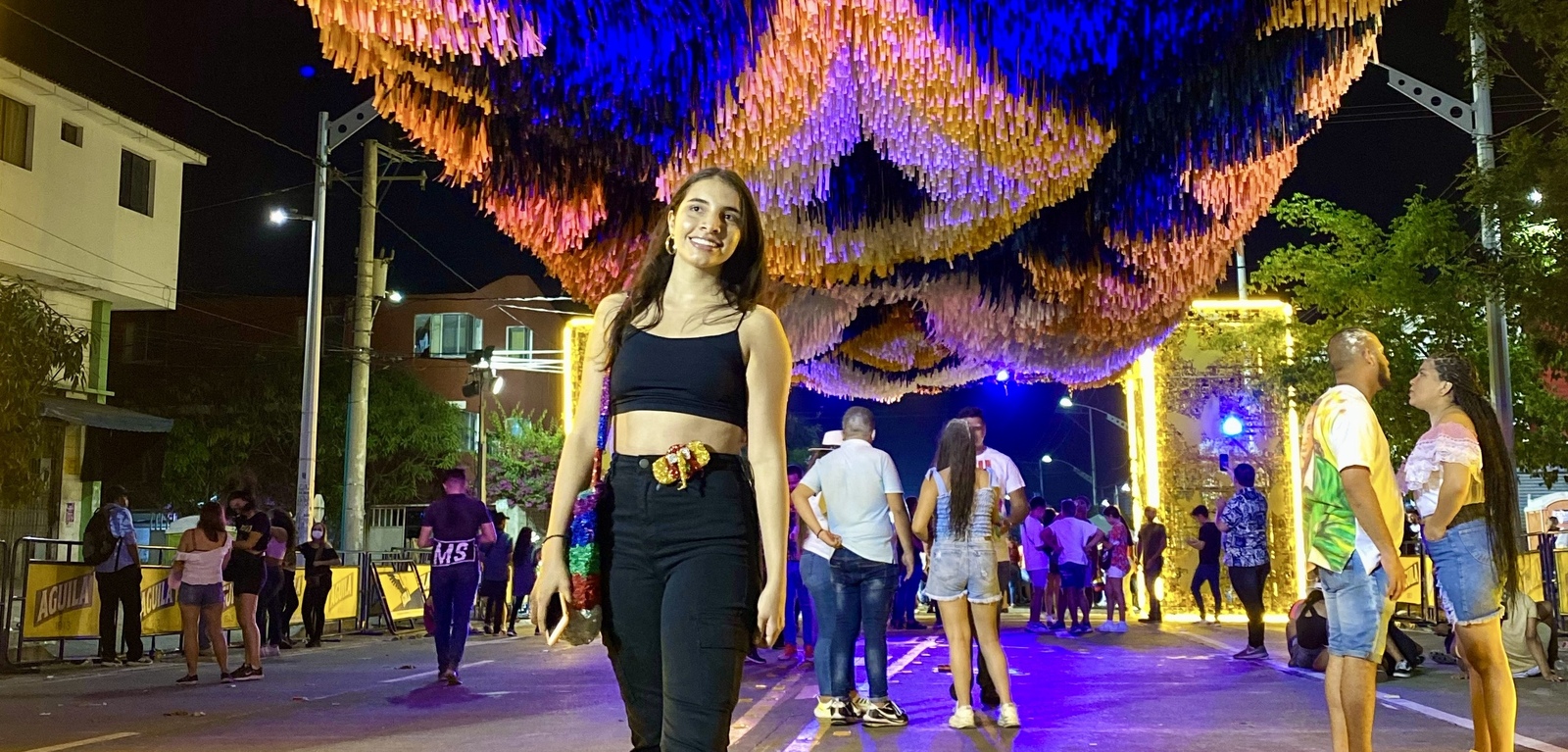 Student at Colombian festival