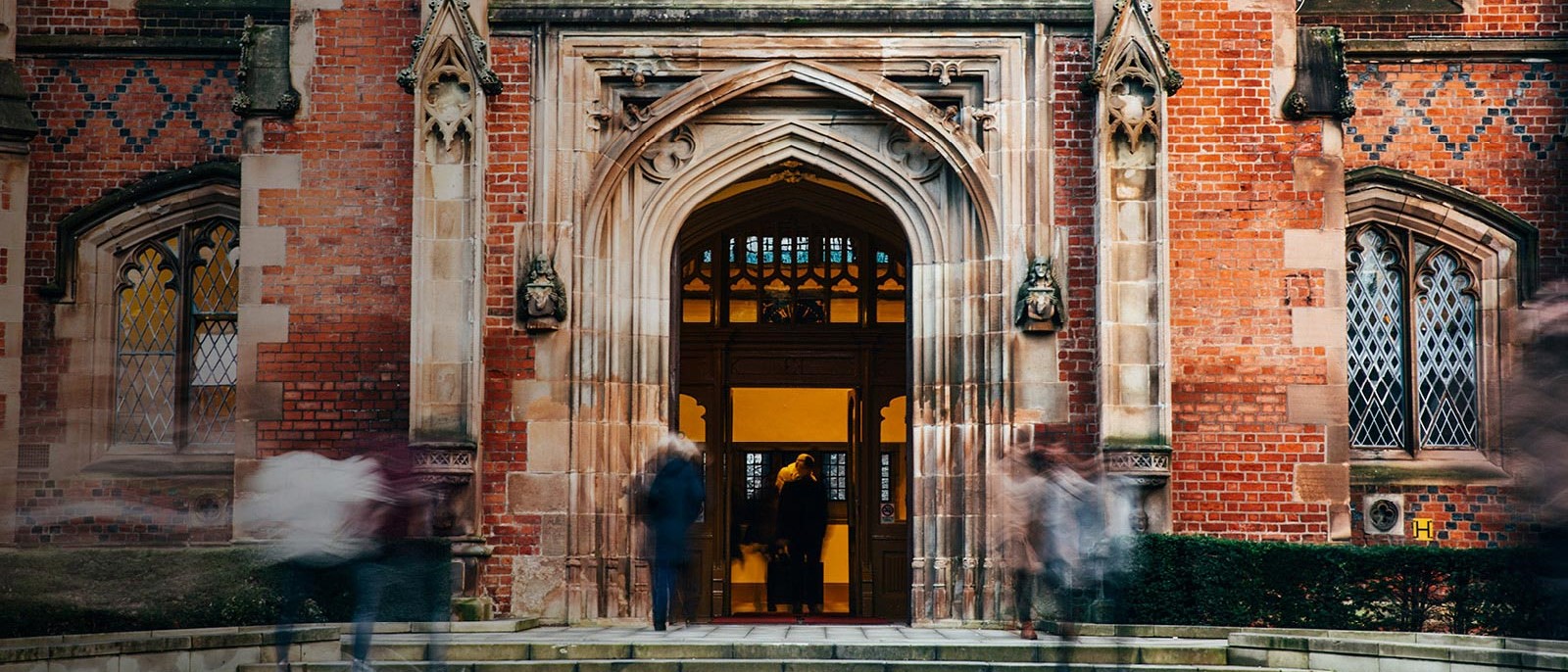 People entering the Lanyon building