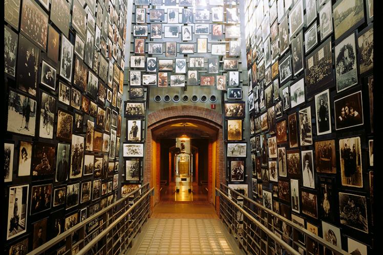 Holocaust museum exhibition
