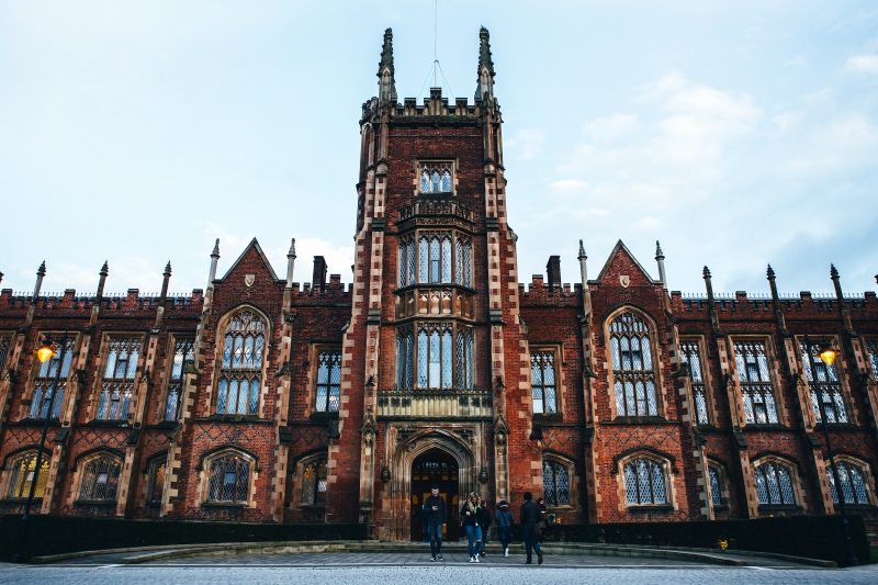 Landscape photo of Lanyon building during day time