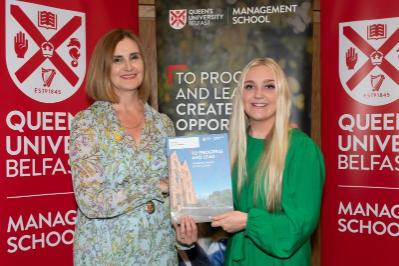 Carys Pavis, Winner of Foundation Scholarship, Best Student in Business Management Level 1