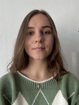 PhD student profile photo, female student head shot