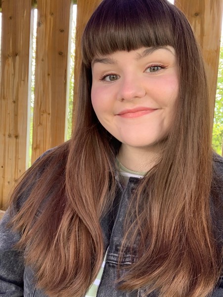 PhD student profile photo, a female student headshot