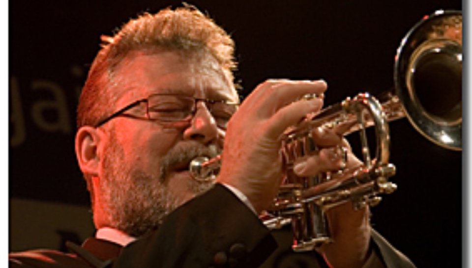 Mike Henry 960x540