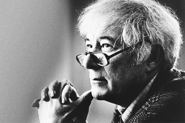 PHOTO: Seamus Heaney 