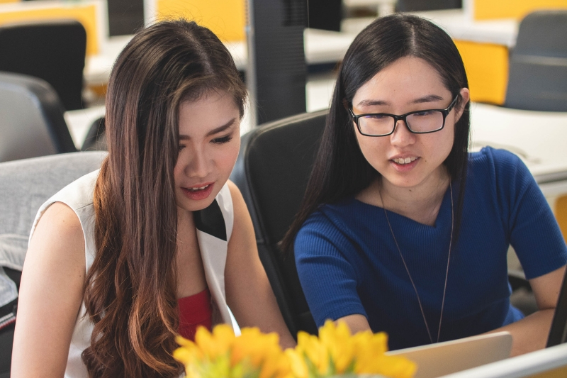 2 asian female students 800x533
