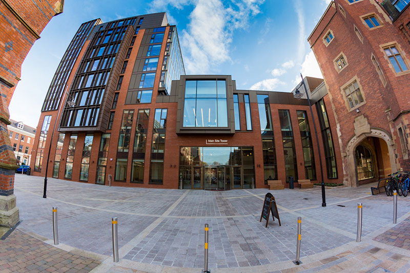 Why Law at Queen's | School of Law | Queen's University Belfast