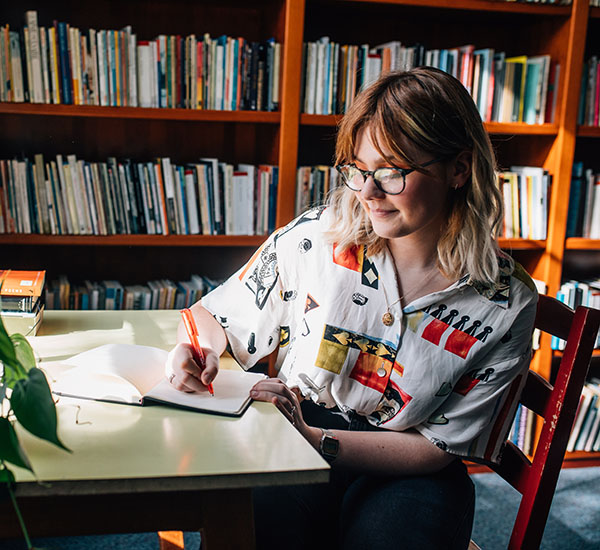 Student in the Seamus Heaney Centre