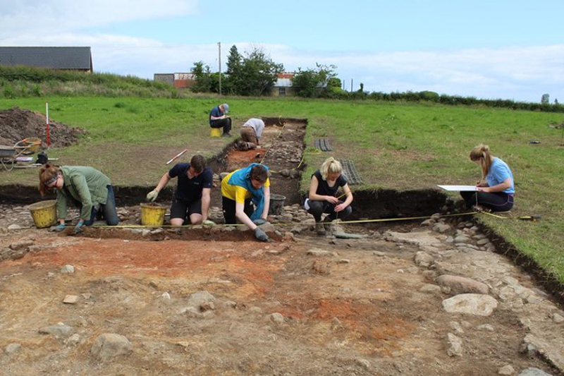 Students on an archaeological dig