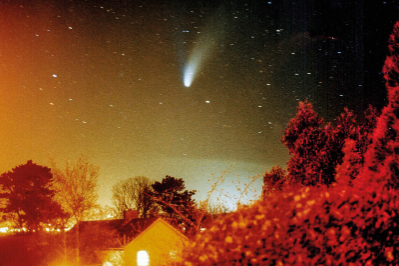 Shooting star in night sky