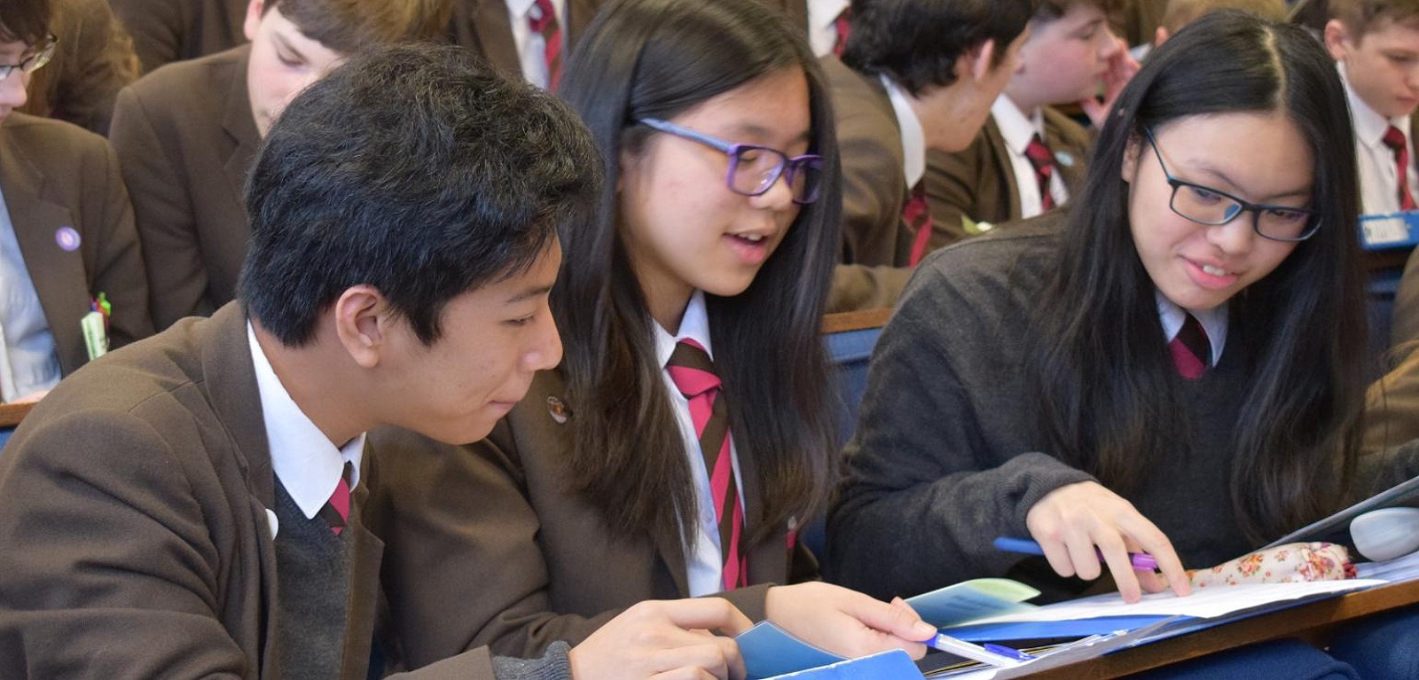 Workshop pupils 1600 x 767