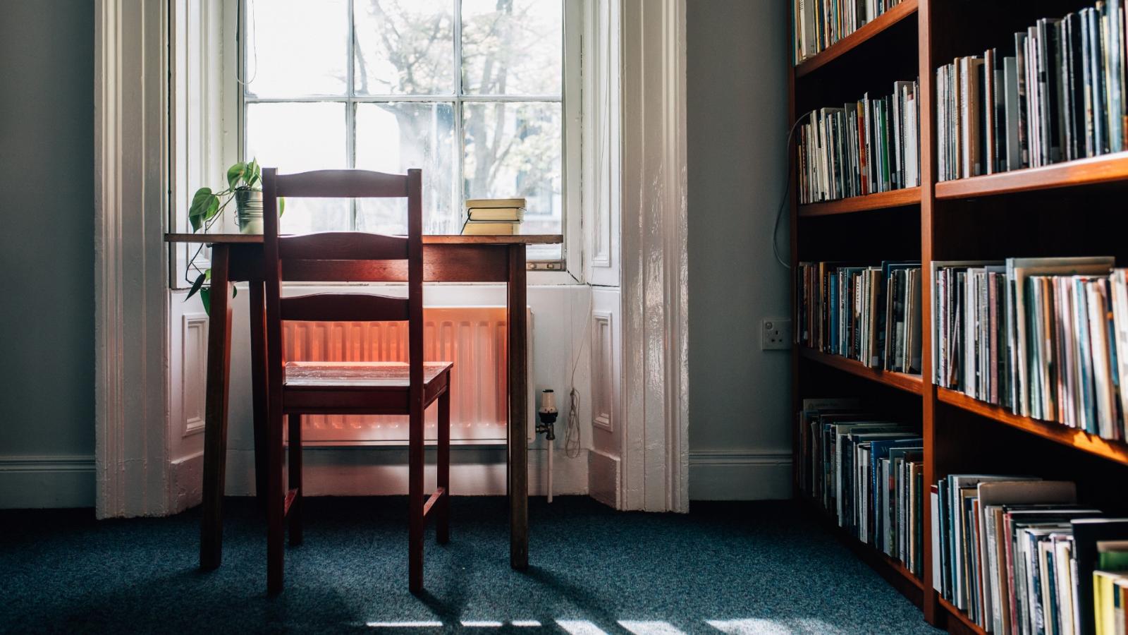 800 x 450 Reading Room