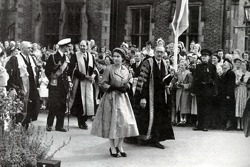 Royal Visit 1953 credit Belfast Telegraph