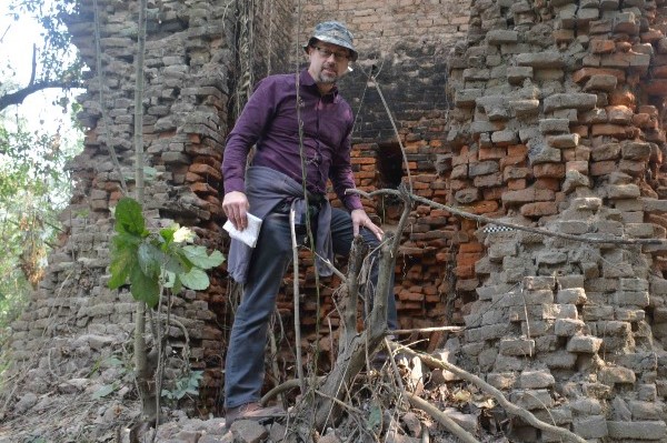 Keith Lilley at the ruins of the GTS tower at Samalia, West Bengal, January 2017