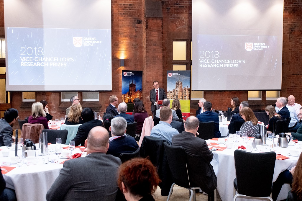 The Vice-Chancellor, Professor Ian Greer, welcomes shortlisted candidates and invited guests