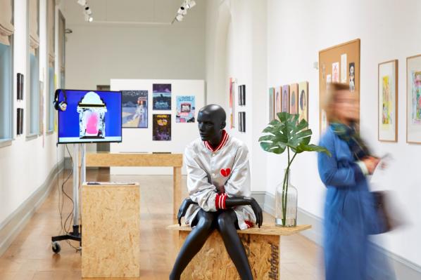 Image of inside the Naughton Gallery at Queen's