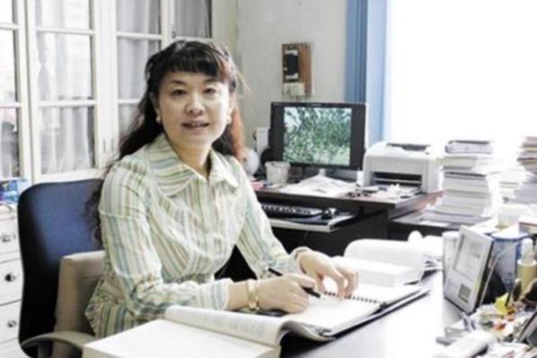 PHOTO: Professor Minjie Wei